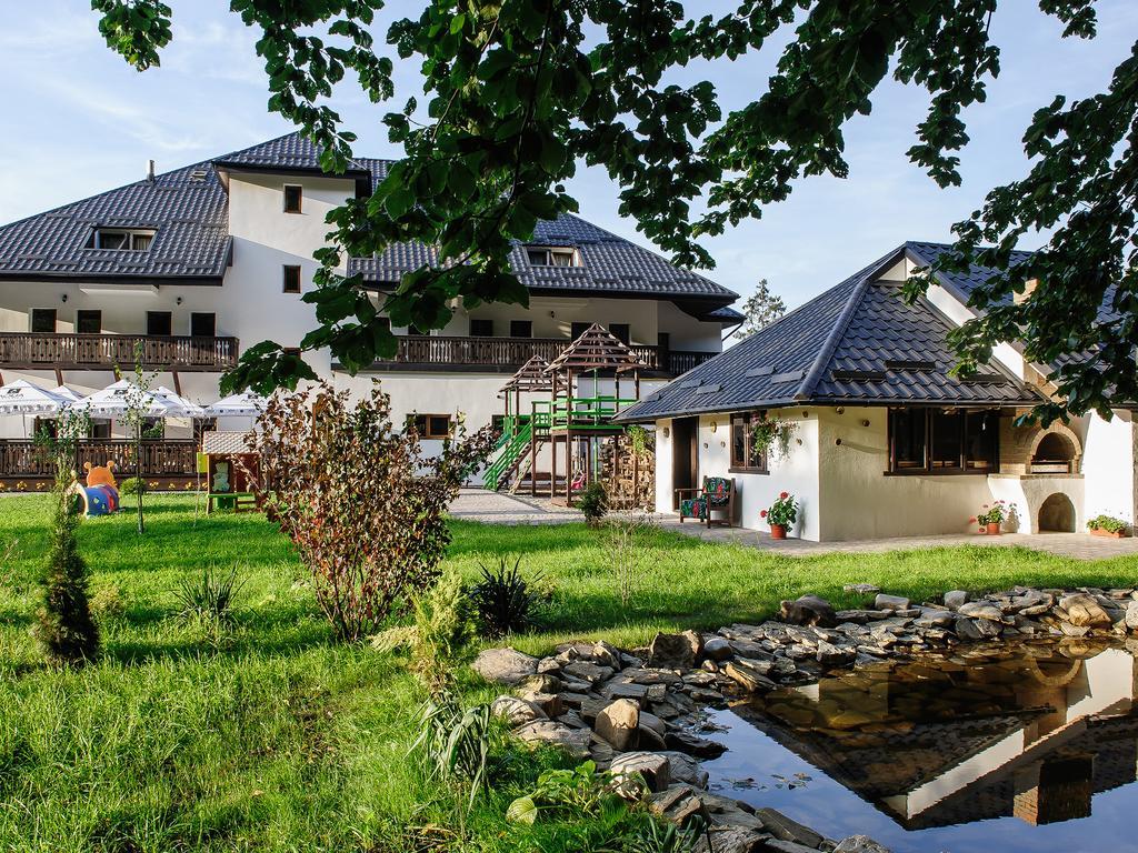 La Conac In Bucovina Hotell Gura Humorului Eksteriør bilde