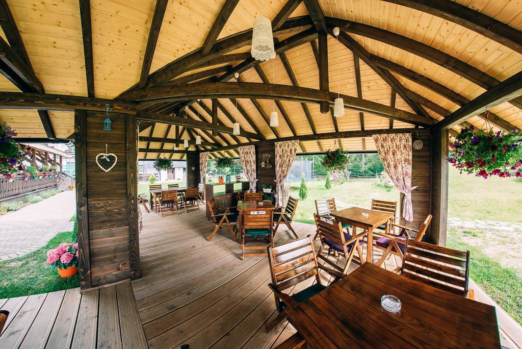 La Conac In Bucovina Hotell Gura Humorului Eksteriør bilde