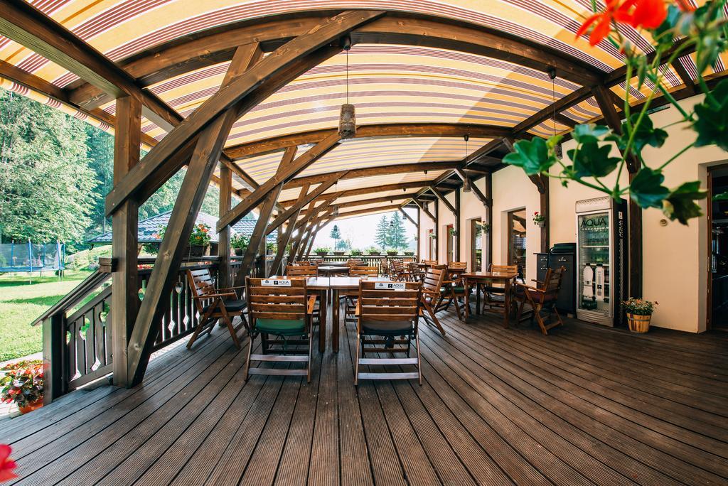 La Conac In Bucovina Hotell Gura Humorului Eksteriør bilde