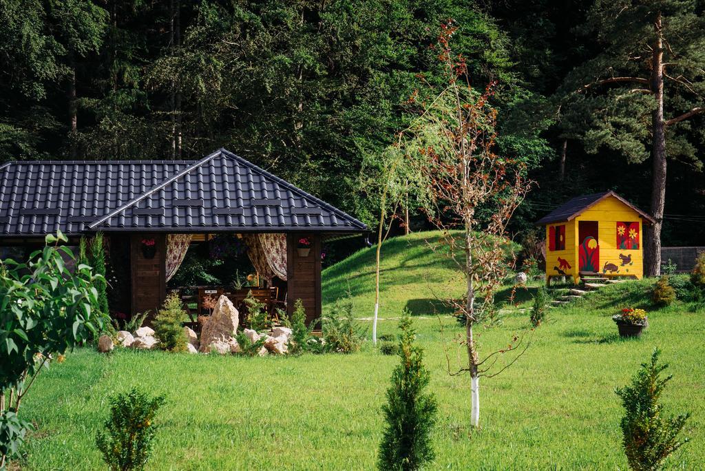 La Conac In Bucovina Hotell Gura Humorului Eksteriør bilde