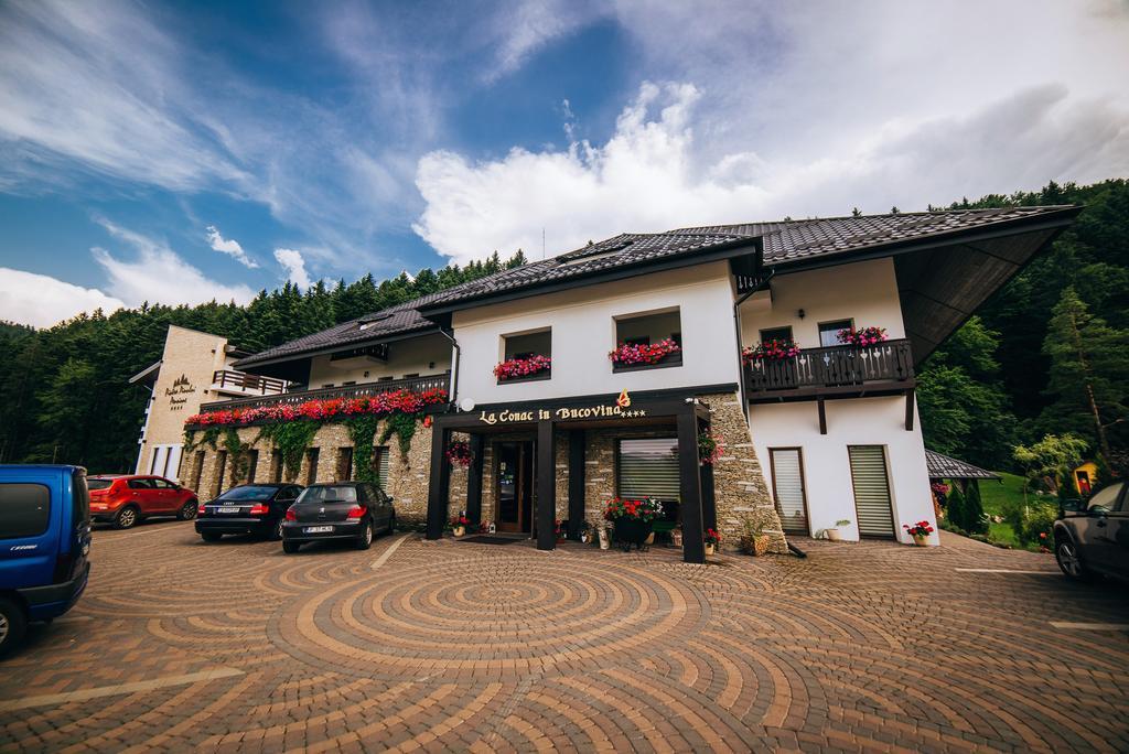 La Conac In Bucovina Hotell Gura Humorului Eksteriør bilde