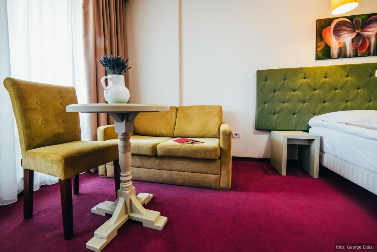 La Conac In Bucovina Hotell Gura Humorului Eksteriør bilde