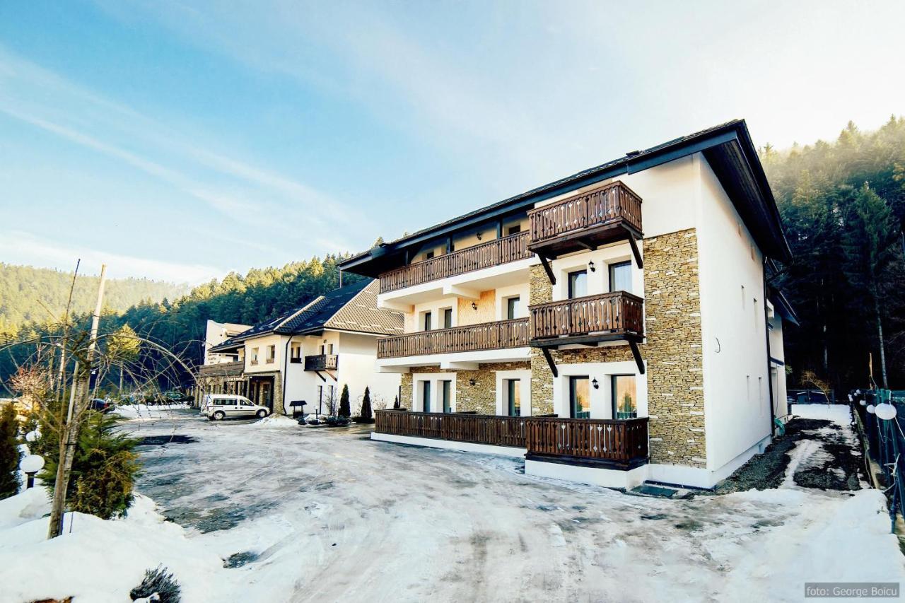 La Conac In Bucovina Hotell Gura Humorului Eksteriør bilde
