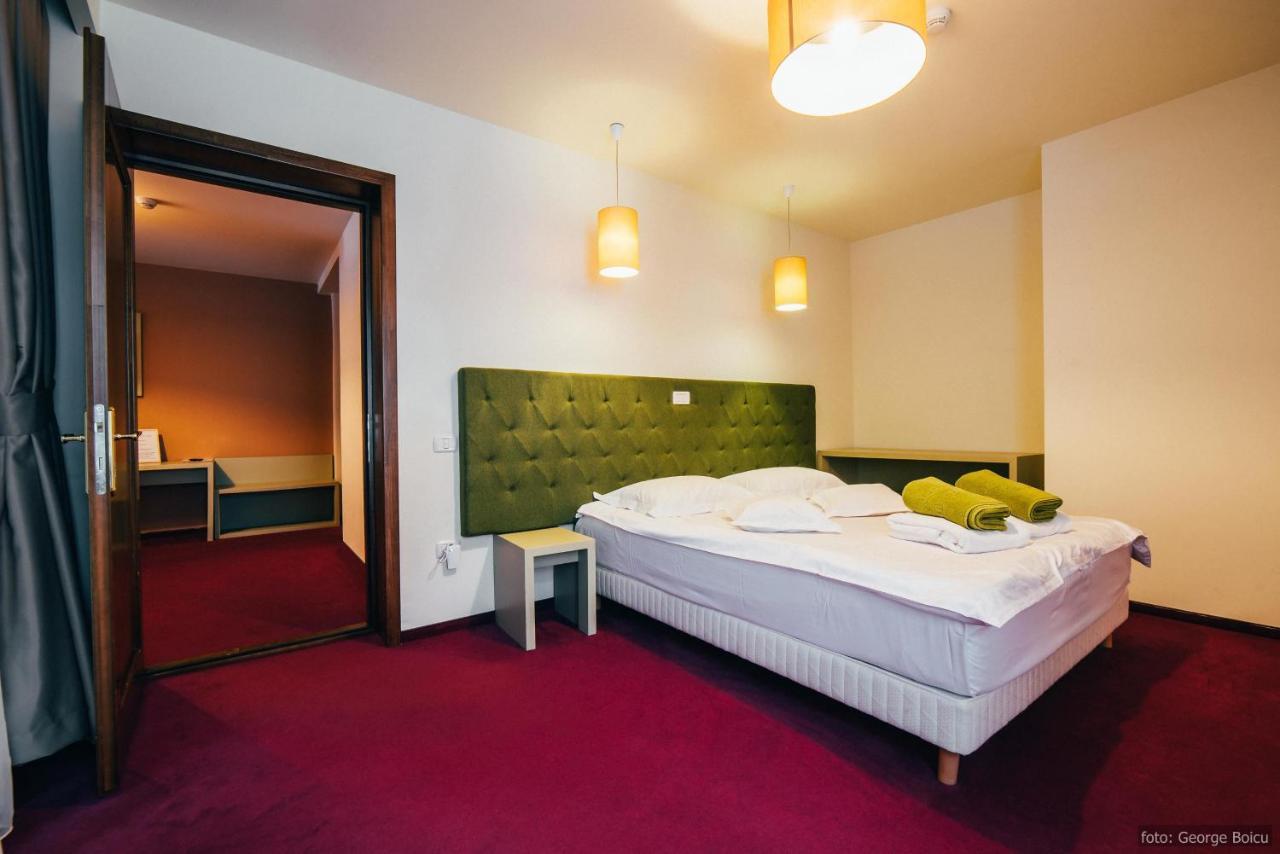 La Conac In Bucovina Hotell Gura Humorului Eksteriør bilde