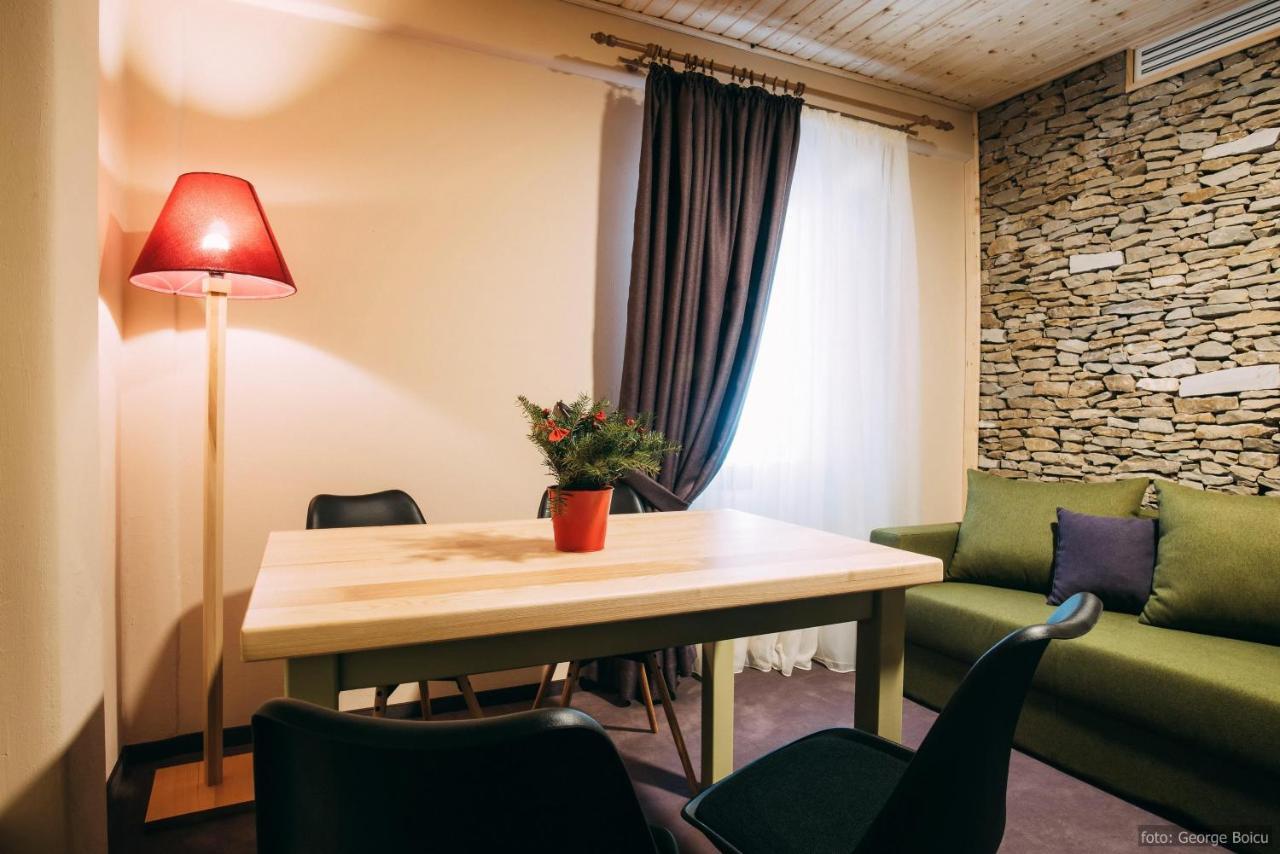 La Conac In Bucovina Hotell Gura Humorului Eksteriør bilde